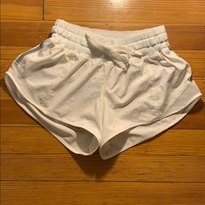 White Lulu shorts w/ polka dots!